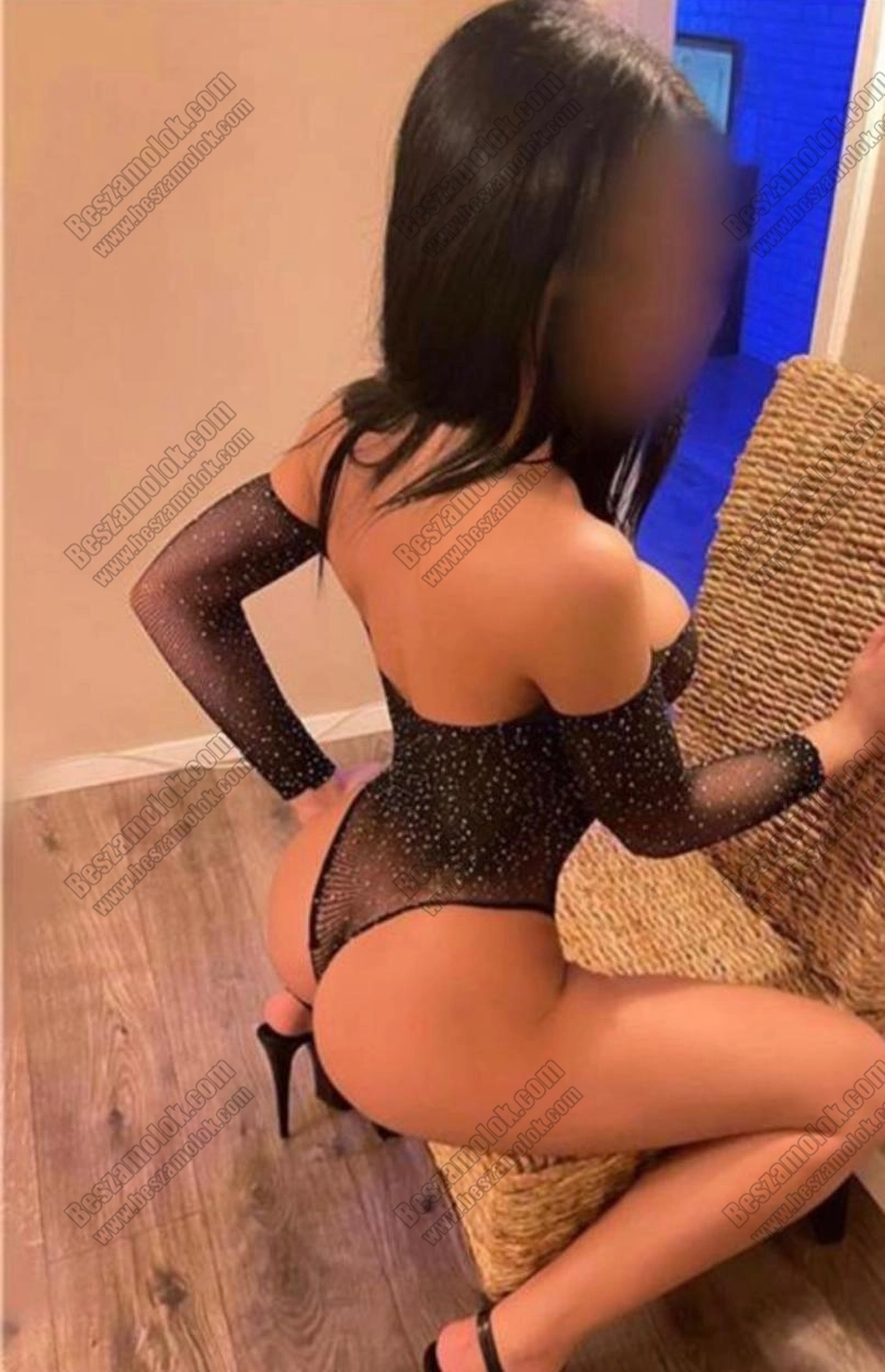 Nina VIP okolszex profil kepes profil - okolszex.hu Nina VIP - +36 30 483 7271 - okolszex foto